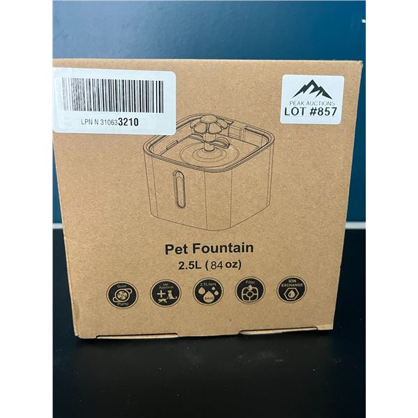 Lot of 1 Pet Drinking Fountain