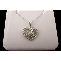Vibrant 1K White Gold Ladies Heart Design