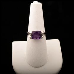 Elegant 14K White Gold Ladies Custom