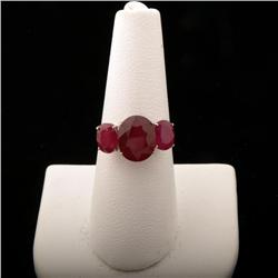 Attractive 10K White Gold Ladies 3 Stone