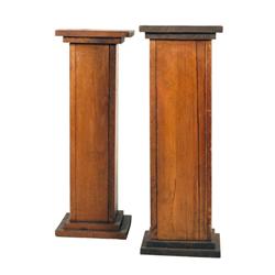 Collection of 4 oak pedestals