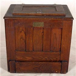 Fantastic antique small oak ice chest