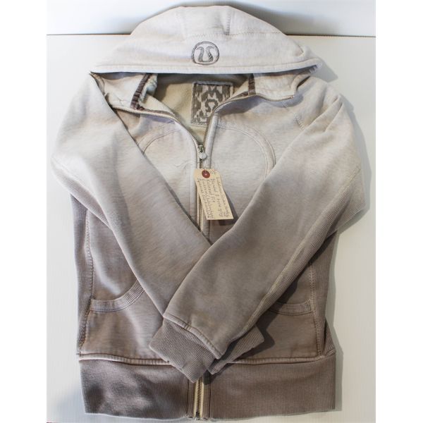 SPECIAL EDITION LULULEMON SCUBA HOODIE SIZE 10 JACKET