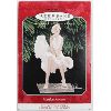 Image 1 : HALLMARK KEEPSAKES MARILYN MONROE TREE ORNAMENT