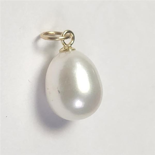 $200 14K  Fresh Water Pearl Pendant