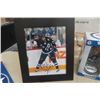 Image 2 : Winnipeg Jets Dustin Byfuglien Signed Photo, Bobblehead, Action Figure, Pennant