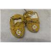 Image 2 : Beaded Moccasins, Boots, Small Children's Booties, Moccasins