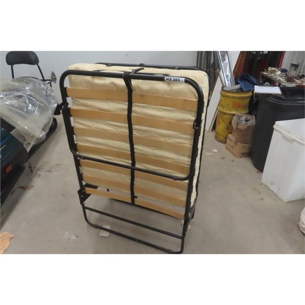Portable Cot Looks New 32 X 68 Portable cot looks new 32 x 68