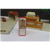 Image 8 : Vintage Dinky, Majorette, Corgi, Lesney Cars, Allis Chalmers Tractor, 2 Hot Wheels Service Stations