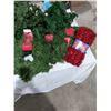 Image 3 : Christmas Garland Strands, Glass Block Light (tested), and more