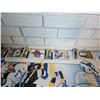 Image 8 : Autographed Tampa Bay Lightening Poster 870/2000 '96/'97 & Unopened Hockey Card Packs