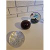 Image 2 : Hand Blown Glass Paperweights x5