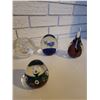 Image 3 : Hand Blown Glass Paperweights x6