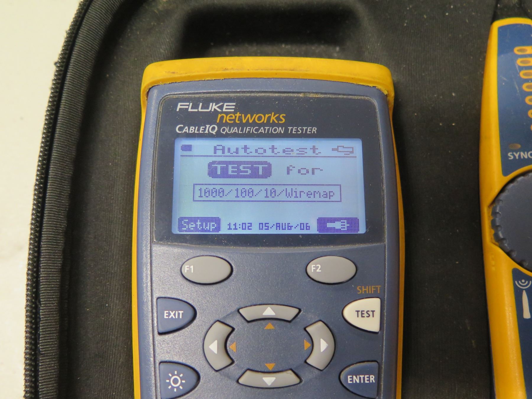 Fluke Networks Cable IQ Qualification Tester w/ IntelliTon Probe in