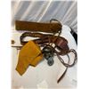Image 1 : Leather items
