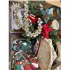 Image 1 : Christmas decor