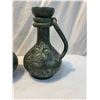 Image 2 : Pottery jugs