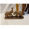 Image 2 : Carved elephants