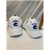 Image 1 : Canucks caps