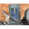 Image 2 : Maximum 10" sliding compound miter saw