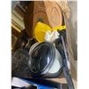 Image 1 : Lot of assorted kitchen items