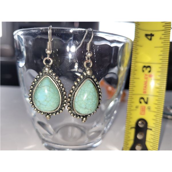 TURQUIOSE COLOURED TEARDROP EARRINGS