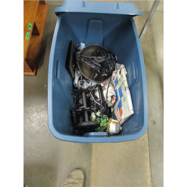 UNCLAIMED STORAGE TOTE & LID C/W ASSORTED HOUSEWARES, ETC