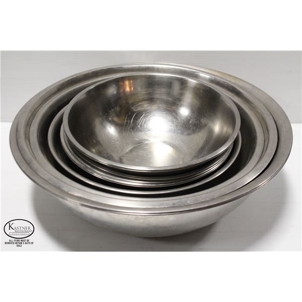 BUNDLE OF 11 LARGE STAINLESS STEEL BOWLS -