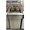 Image 1 : QUEST NATURAL GAS DUAL BASKET DEEP FRYER