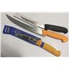 Image 1 : BASKET OF 3 MEAT CUTTING KNIVES