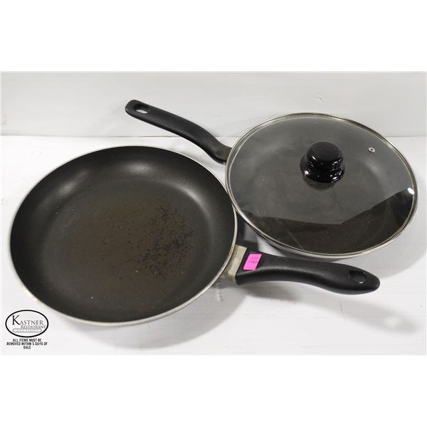 LOT OF 2 ALUMINUM NON-STICK FRYING PANS W/