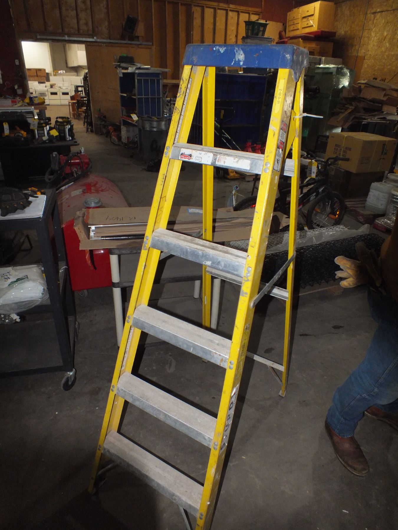 Sturdy 6ft Ladder