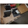Image 1 : 2 Pairs Of Rubber Boots