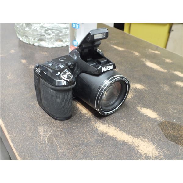 Nikon Digital Camera