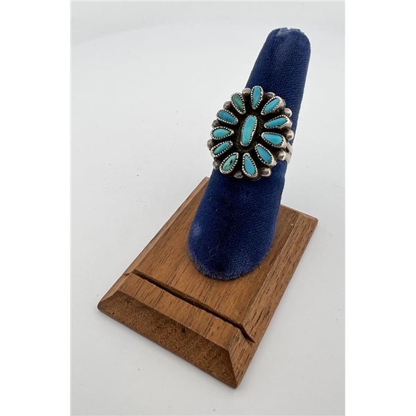 Zuni Sterling Silver Petit Point Turquoise Ring