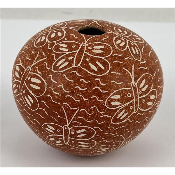 Mata Ortiz Pottery Vase Pot Yolanda Pedregon