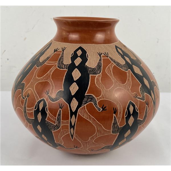 Mata Ortiz Pottery Vase Pot Juan Mora