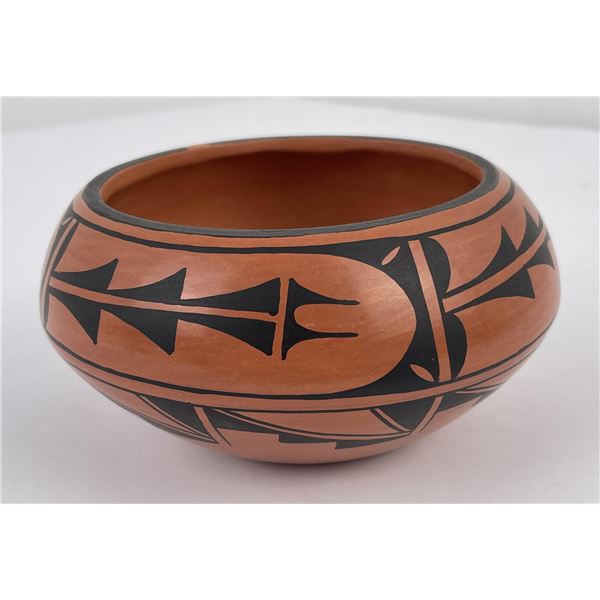 Santo Domingo Pueblo Indian Pot