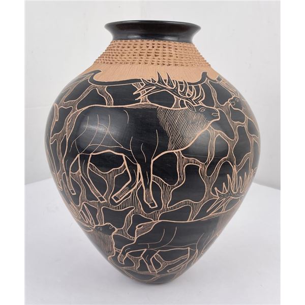 Mata Ortiz Pottery Pot Vase Lupe Soto