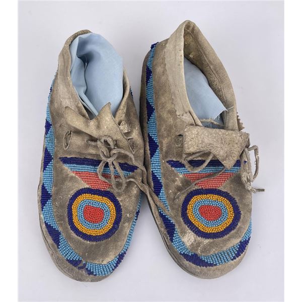 Antique Plains Native American Indian Moccasins