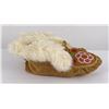 Image 4 : Alaskan Inuit Eskimo Beaded Moccasins