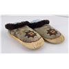 Image 1 : Alaskan Inuit Eskimo Moccasins
