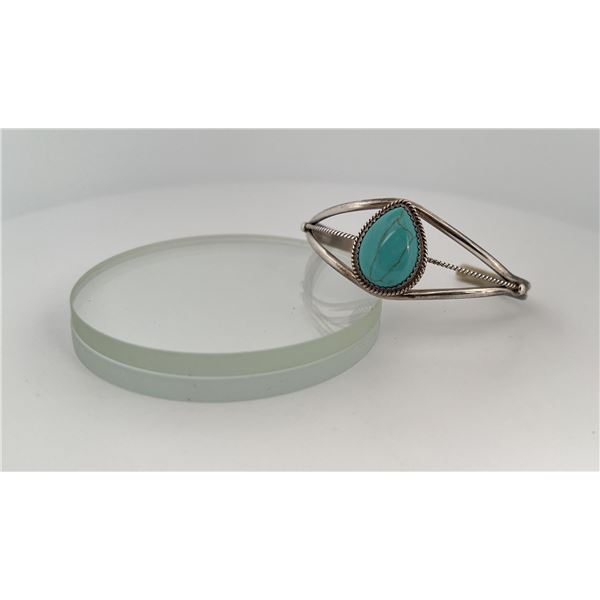 Navajo Sterling Silver Turquoise Bracelet