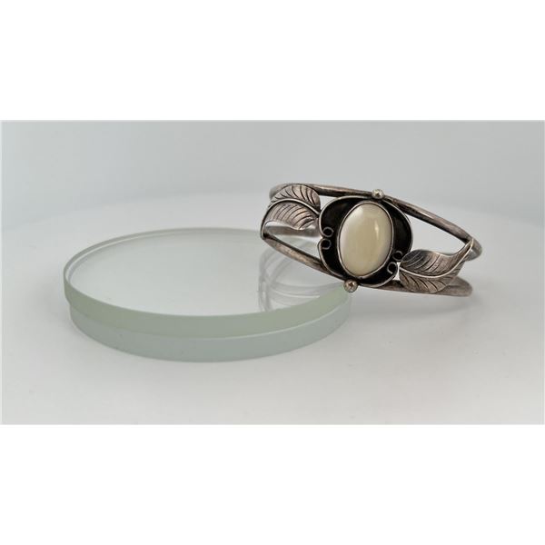 Navajo Sterling Silver Mother of Pearl Bracelet