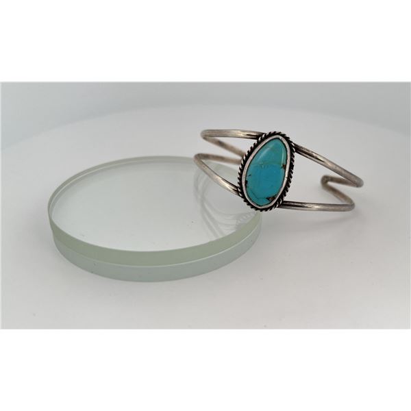 Navajo Sterling Silver Turquoise Bracelet