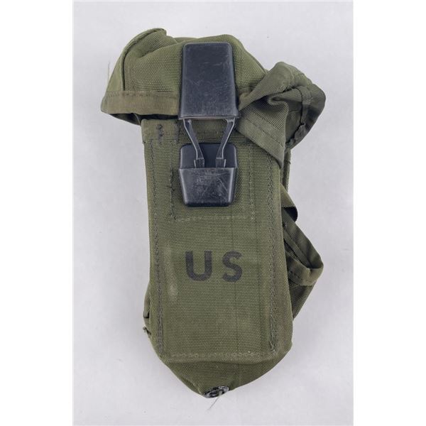 Vietnam War M16 Rifle Pouch