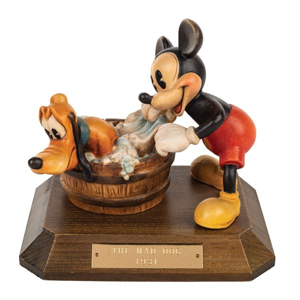 The Mad Dog Mickey & Pluto Figure.