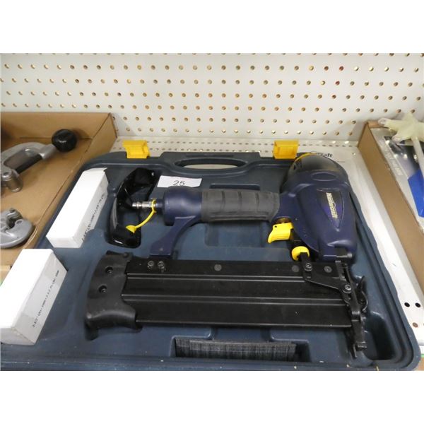 Mastercraft air-powered 3-in-1 finishing nailer/
