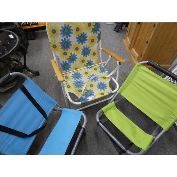 beach chairs/Lawn Chairs