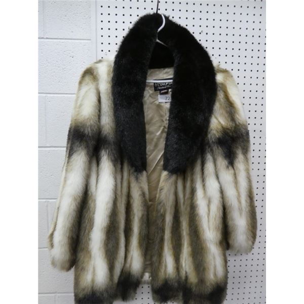 fur coat